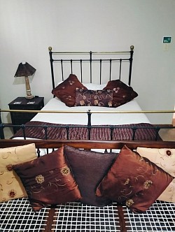 1 x Double Bed